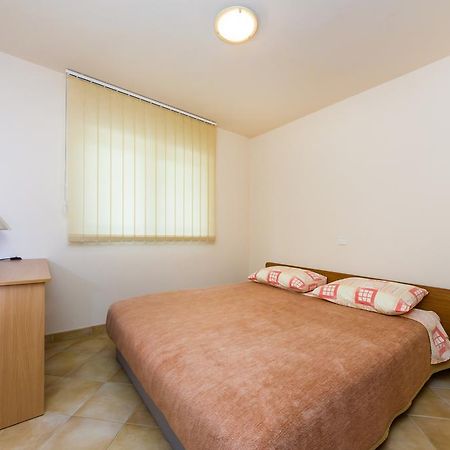 Apartment Stipic Петрчане Номер фото