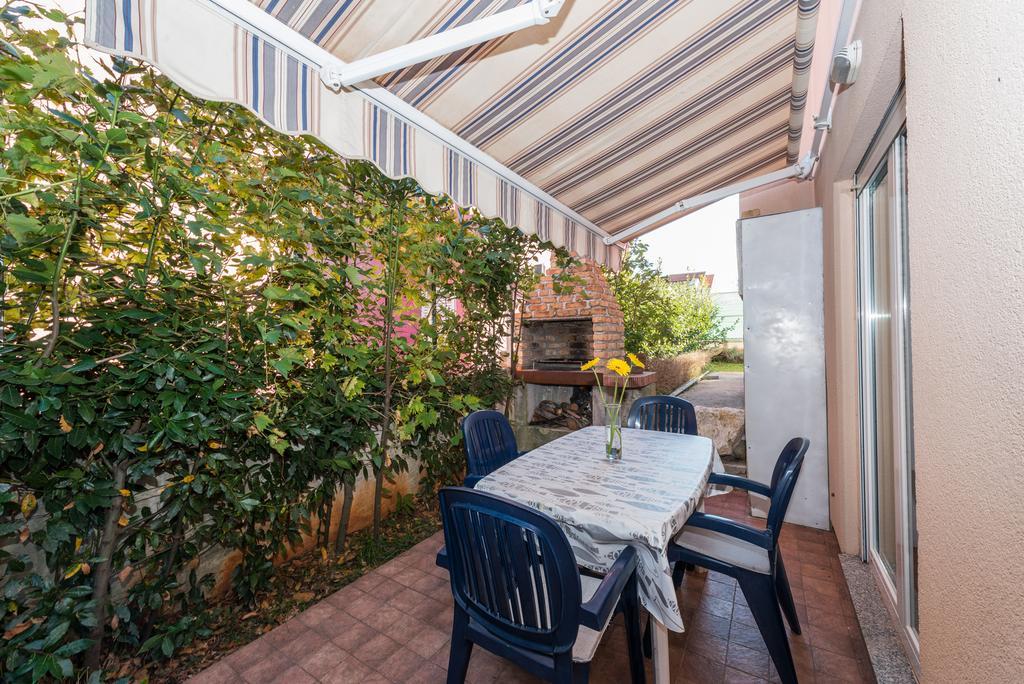 Apartment Stipic Петрчане Экстерьер фото