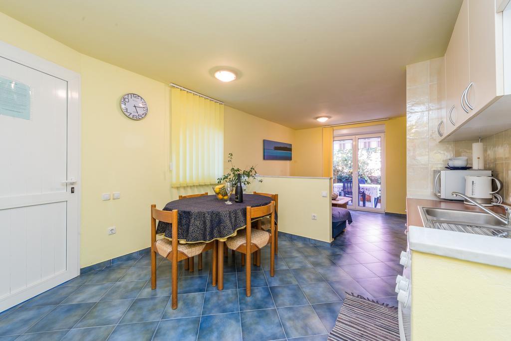 Apartment Stipic Петрчане Экстерьер фото