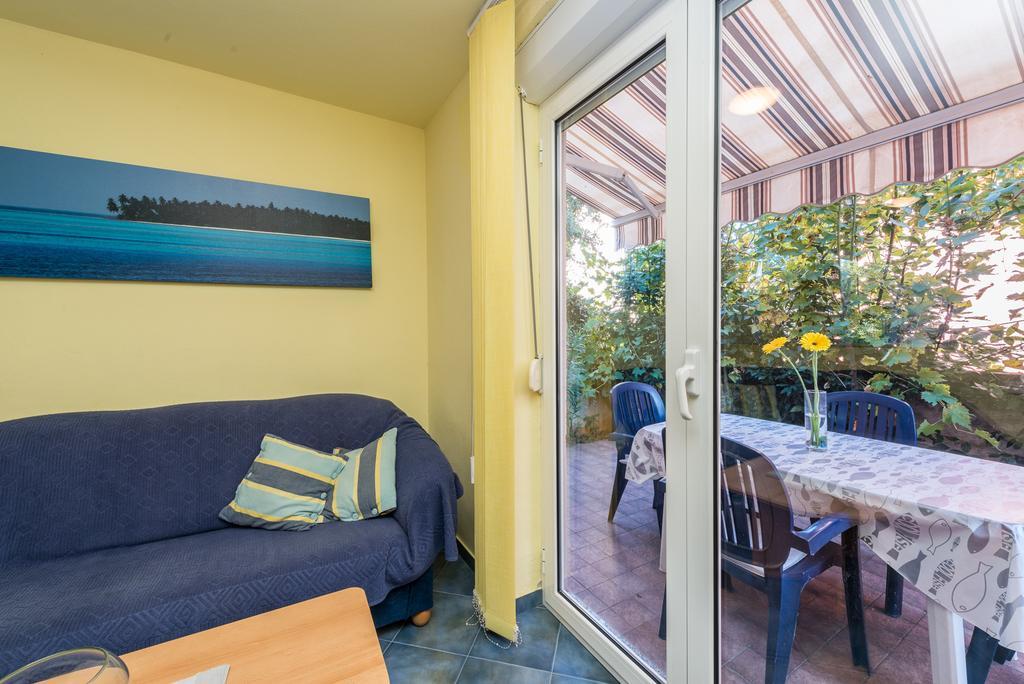 Apartment Stipic Петрчане Экстерьер фото